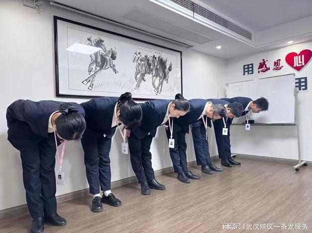 武汉孝德礼仪服务 专业殡仪一条龙解决方案，让告别更有温度